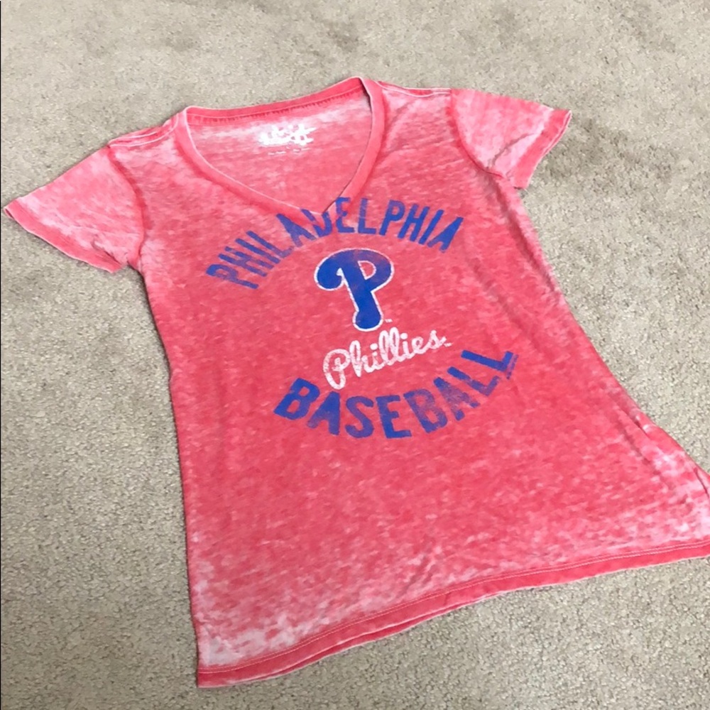 Lightweight Phillies Tee